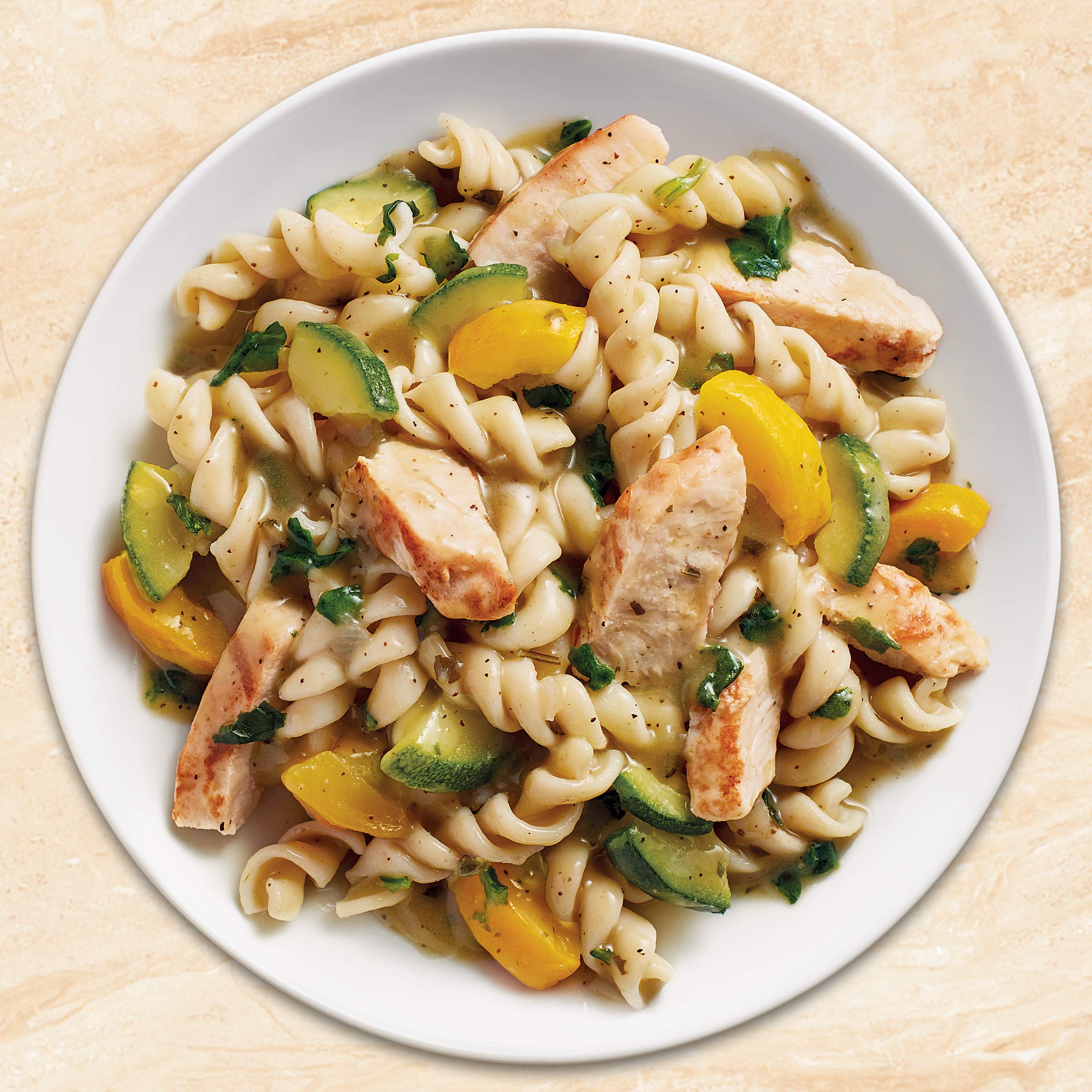 Best Price Healthy Choice Cafe Steamers Grilled Chicken Pesto with Vegetables, No Preservatives, Frozen Microwave Meal, 9.9 oz Bowl