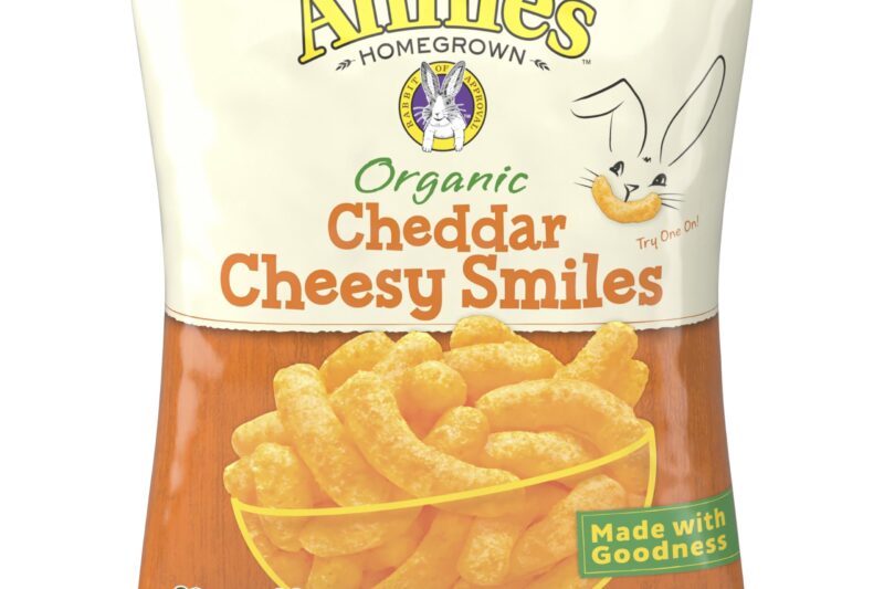 Best Price Annie’s Organic Cheddar Cheesy Smiles Baked Corn Puffs, Gluten Free, 4 oz